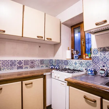 Moorish House In Heart Of Albayzin Granada
